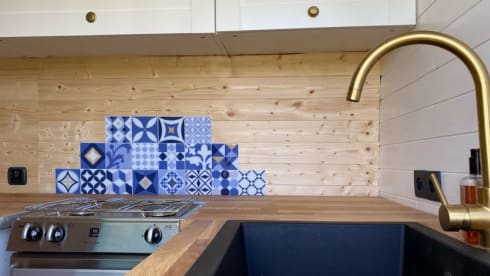 ons Leonie – Self-converted Mercedes-Sprinter with every comfort