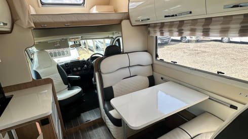 BRYONY – 6 berth Roller Team auto roller 746 