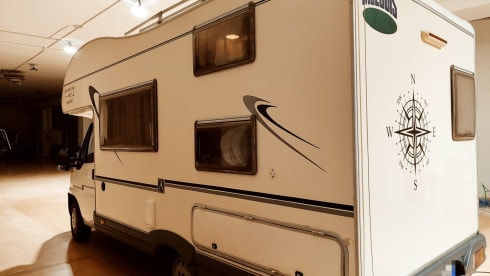 Anto – Travel carefree with Camper Mclouis.