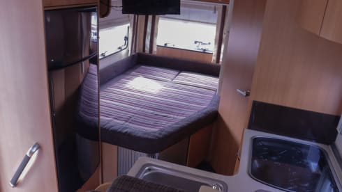 4p Bürstner ixeo 664 half integraal 2013 /airco/cruisecontrol/Hefbed