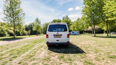 4p Volkswagen campervan from 2004
