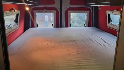 2p Mercedes-Benz all comfort also off-grid 