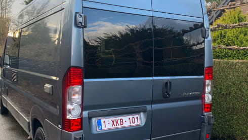 2p Citroën bus from 2013