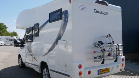 Chausson C514-2, sleeps 4, seats 4.