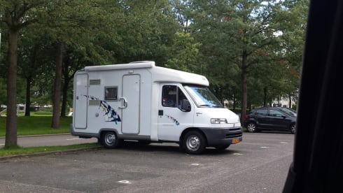 Globetrotter – Good Manoeuvrable Compact Camper