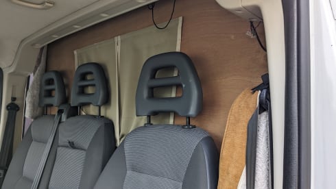 Dolly – 3p Peugeot bus uit 2013