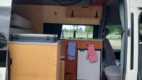 Loes – Ford transit camperbus (2p)