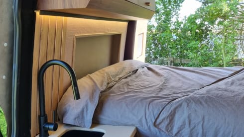 Sol – 2p Mercedes-Benz bus from 2019