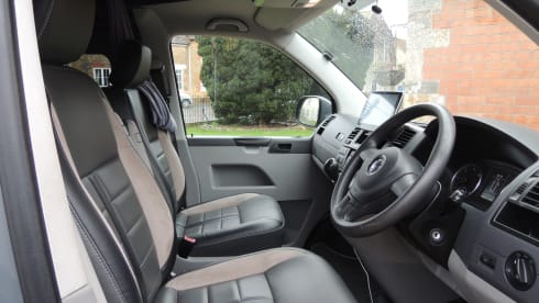 Luxury VW T5 Sportline Camper Van with 160w Solar Panel