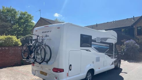 Swift Voyager 494 Auto a 4 posti letto