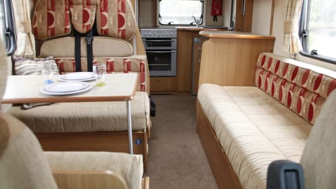 Susie – 5 berth pet friendly motorhome, based between Brighton and Gatwick