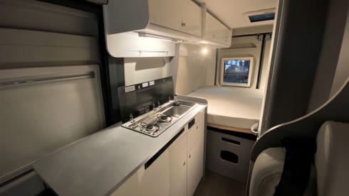 ETRUSCO /Laika CV600DB camping-car à partir de 2021 140cv auvent complet / ensemble de jardin