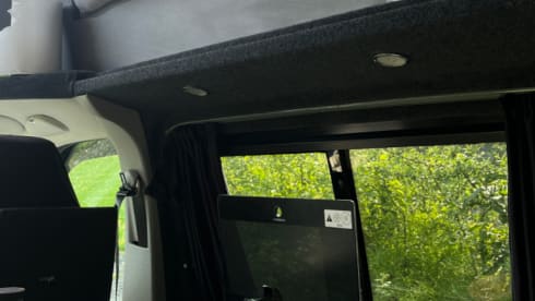 Dora – 4 berth VW Transporter Campervan 