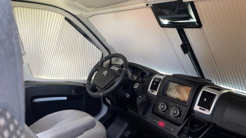 2-person Pössl bus from 2023