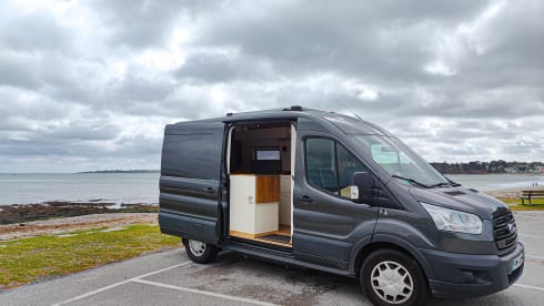 Furgone di lusso completamente attrezzato