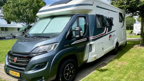 Rapido – Modern 4p Rapido 696F premium edition