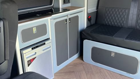 Luca – 4 berth Volkswagen campervan from 2023
