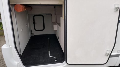 4p Chausson semi-integrated from 2018