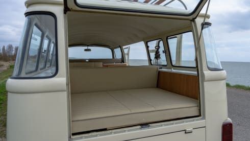 Parel – 2p Volkswagen campervan from 1981