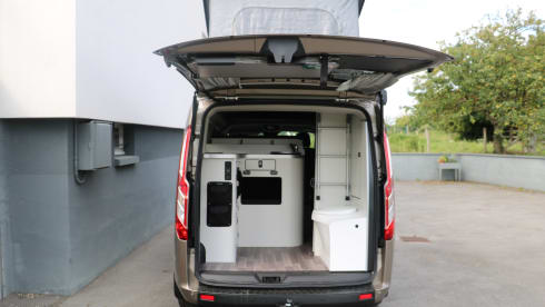 SAM – Neuer 5-Sitzer Van mit integrierter Toilette