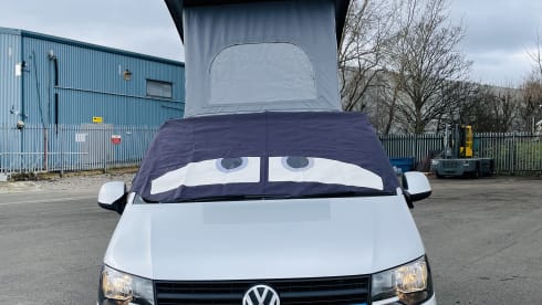 Oscar – Oscar der Luxus VW T6 Campervan SWB *Inklusive Versicherung*