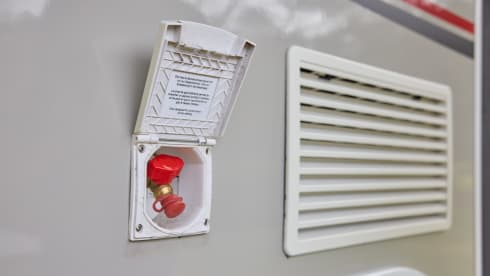 4p Challenger semi-integrated uit 2021