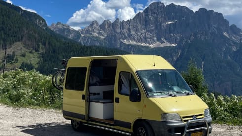 🚌 YellowVan - Citroën Jumper bus