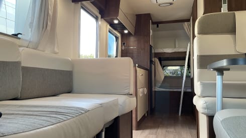 Daisycamper – 7-seater Mnasard 