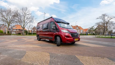 Bus camper Malibu 600 DB GT in perfect condition for 2 persons (Sdam)