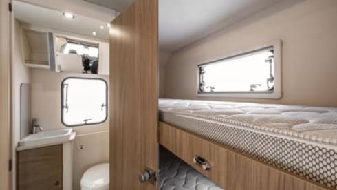 Evo – Very nice and well-kept 7-8 sleeper