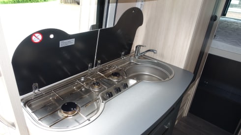 De Crafter – 2p Volkswagen bus from 2010