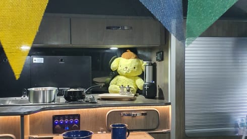Viv – Vauxhall Vivaro 3 Berth 