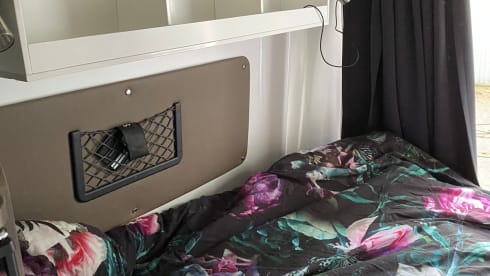 BusCamper Bavaria - 2 personen (+ 1 hond)