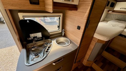 PEPPER TWIN – SEMI-INTEGRAL Weinsberg CaraCompact 640 MEG