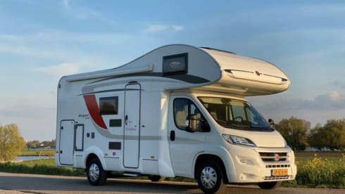 Burstner Argos – Burstner Argos 6-p Alcove + bunk bed incl. complete inventory !!