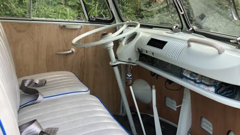 De Bus – 2p Volkswagen bus from 1965