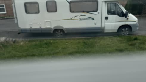 Cabine Swift à 6 couchages avec alcôve, modèle 2003