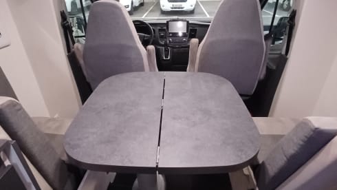 4p Ford Chausson Titanium Nordic edition 777GA