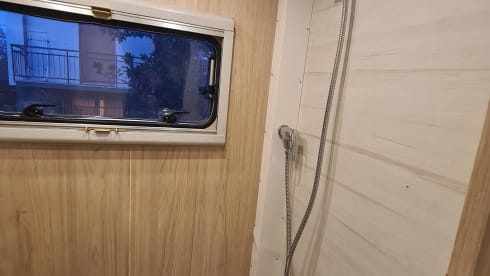 Lucas – Diego Camper Renovated full optional