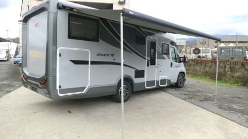 P 745 GLG – MCLOUIS MC4 273 Ford