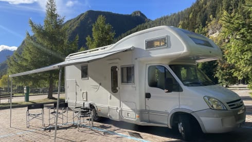 A camper for 4 at the top!