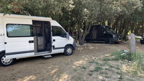 2p Volkswagen bus from 2012