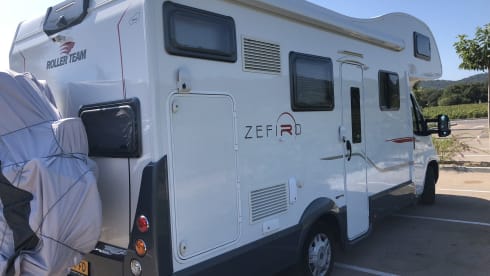 Very luxurious and modern family camper.