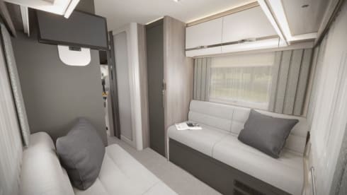 GSS – Swift Voyager 475 2024 6 berth