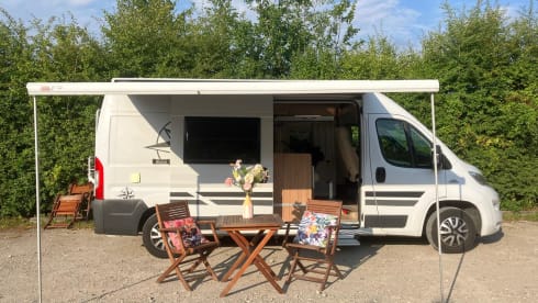 2p Fiat campervan uit 2021