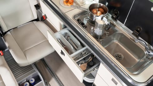 Van – Camper verhuur T6.1 Kepler Six Westafalia 6 zitplaatsen grijze kaart