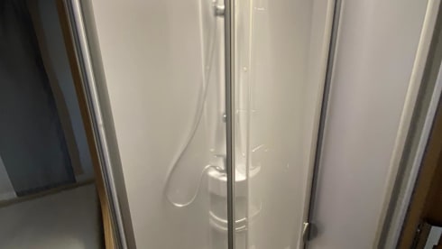 Teilintegriertes Wohnmobil CARADO T447 - Edition 15 zu vermieten