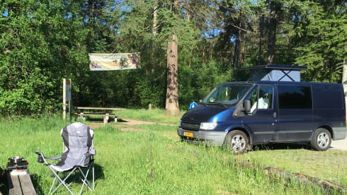 De Blauwe Rakker – Atmospheric camper van for the outdoorsman - Ford Transit