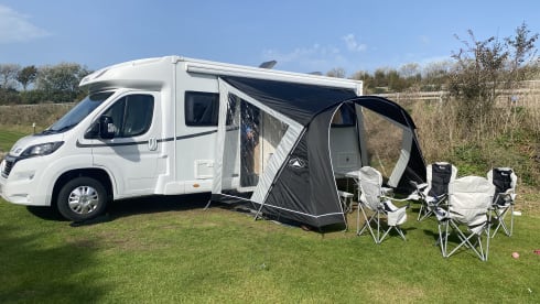 FUN BUS :0) – Large 6 berth Family Motorhome