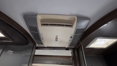 Integral 4 person camper super luxury 